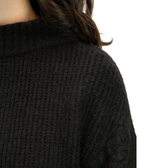 Women's Black Cable Knit Poncho Shawl Layering Piece Size S/M - Picture 7 of 7